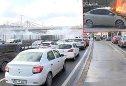 Küçükçekmece D-100'de otomobil alev alev yandı; trafik durdu