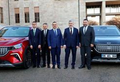 Bakan Kacır'dan Veli Ağbaba'ya videolu "Togg" yanıtı