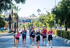 6. Uluslararası Mersin Maratonu rekorlarla koşuldu