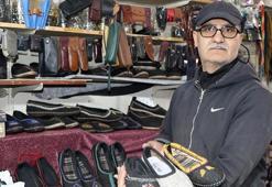 20 metrekarelik atölyesinde 'reşik' ayakkabı üretip Avrupa'ya gönderiyor
