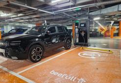 ‘Elektrikli araçların şarj noktalarında doğru donanım hayati önem taşıyor’