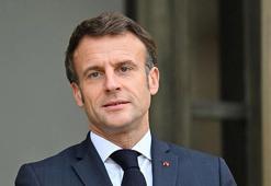 Macron, kasırgadan etkilenen Mayotte Adası'nı ziyaret etti