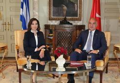 Bakan Ersoy, Yunanistan Turizm Bakanı Kefalogianni ile bir araya geldi