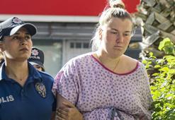 Bebeğini klozete bırakan anne: Polisin uyarısıyla doğum yaptığımı fark ettim