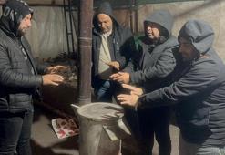 Eksi 10 derecede soba başında eylemdeler