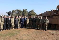 Bakan Güler, 2’nci Zırhlı Tugay Komutanlığını ziyaret etti