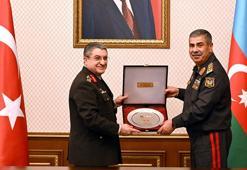 Kara Kuvvetleri Komutanı Bayraktaroğlu, Azerbaycan'da temaslarda bulundu