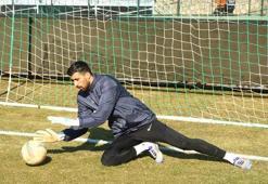 Yeni Malatyaspor, kaleci Abdulsamet Damlu ile yollarını ayırdı