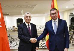 Bakan Bolat, Kuzey Makedonya Başbakanı Hristijan Mickoski ile bir araya geldi