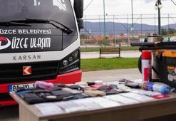 Halk otobüslerinde balık oltasından çaydanlığa kadar onlarca eşya unuttular