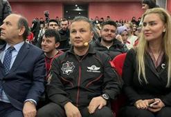 Alper Gezeravcı, Türk Hava Kurumu Üniversitesi öğrencileriyle buluştu