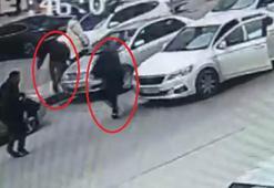 Husumetlisini yolda tabanca ile yaraladı; o anlar kamerada