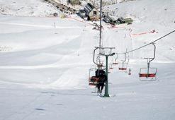 Kayak merkezlerinde kar sevinci