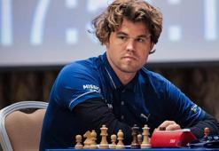 Magnus Carlsen, kot pantolon krizi sonrası turnuvaya dönüyor