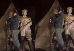 Atatürk Anıtı'na çıkıp saygısızlık yapan şüpheli gözaltına alındı