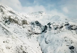 Batman’da, Mereto Dağı’nda kar güzelliği