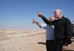 İsrail'de görevden alınan eski Savunma Bakanı Gallant, milletvekilliğinden istifa ettiğini duyurdu