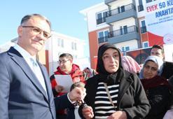 Van'da eşini kaybeden ihtiyaç sahibi 51 kadın, konutlarına kavuştu