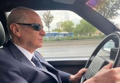 Bahçeli, klasik otomobilinde Ferdi Tayfur'u andı
