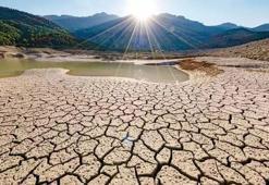 Doç. Dr. Bahadır: Dünyadaki birçok insanın iklim mültecisi olma durumu karşımıza çıkabilir