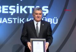 Serdal Adalı ve yönetim kurulu mazbatalarını aldı