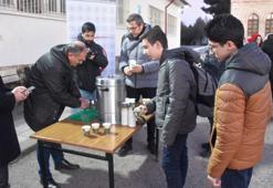 Sivas'ın soğuk havasında öğrencilere 'sıcak' karşılama