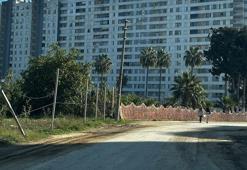 Mersin'de 13'üncü kattan düşen 2 genç, öldü