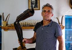 Tarihi ahşap protez bacağın müzede sergilenmesini istiyor