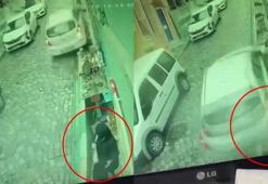Fatih’te yokuştan kayan otomobilin çarptığı kadın yaralandı; kaza kamerada