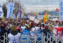 KESK'ten bakanlık önünde basın açıklaması