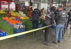 Anne, oğlunu darbettiğini öne sürdüğü market çalışanını silahla yaraladı