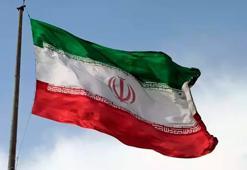 İran'da eğitim uçağı düştü: 3 ölü