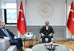 Çaykur Rizespor Başkanı İbrahim Turgut, Bakan Uraloğlu'nu ziyaret etti