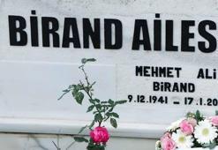 Gazeteci Mehmet Ali Birand mezarı başında anıldı