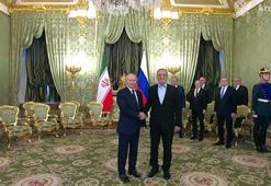 Putin ve Pezeşkiyan Kremlin’de bir araya geldi