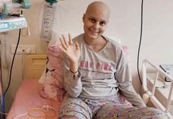 4 yıl önce ikizini kaybedip, ardından kansere yakalanan Sude'den acı haber