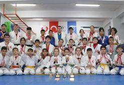 70 metrekarelik salondan 4 yılda yaklaşık 40 milli sporcu çıktı