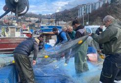 Tekneyle açıldıkları denizden 2 ton lüferle döndüler