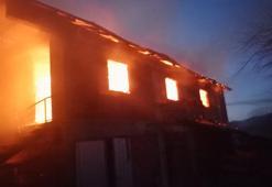 Düzce’de ahır, samanlık ve ev yangını