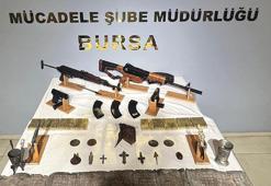 Bursa'da ruhsatsız silah ve tarihi eser kaçakçılığı operasyonu: 2 tutuklama