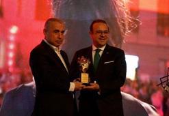 Eski Çekya Büyükelçisi Egemen Bağış, yılın diplomatı ödülünü aldı