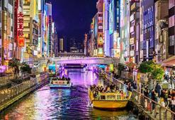 Japonya'nın Osaka şehrinde kamusal alanda sigara içme yasağı başladı