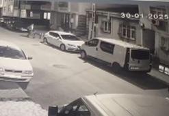 Eyüpsultan'da aile katliamı: Şüphelinin binadan çıkışı kamerada