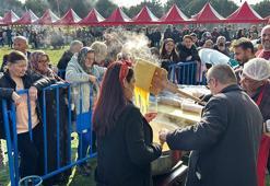 Tekirdağ'da 1 ton mıhlama dağıtıldı, 500 metre kuyruk oluştu