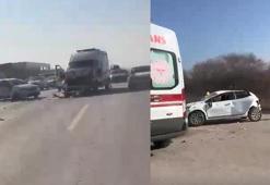 Karşı yöne geçen otomobil, ambulans ve TIR ile çarpıştı: 1 ölü, 4 yaralı