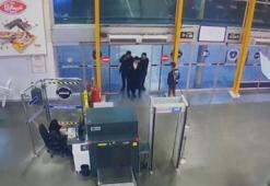 Eyüpsultan'daki aile katliamı şüphelisinin yakalanma anı güvenlik kamerasında