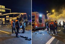 TAG Otoyolu Gaziantep geçişindeki zincirleme kazada TIR ve otomobil yandı: 1 ölü, 19 yaralı