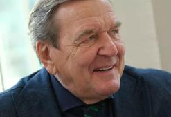 Eski Şansölye Schröder 'tükenmişlik sendromu' nedeniyle tedavi altına alındı