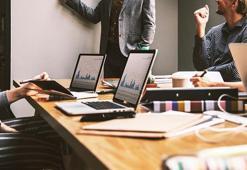 İspanya’da hükümet haftalık çalışma süresini 37,5 saate indiriyor