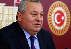 Cemal Enginyurt hakkında ‘Cumhurbaşkanına hakaret' ve 'Tehdit’ suçlamasıyla soruşturma başlatıldı